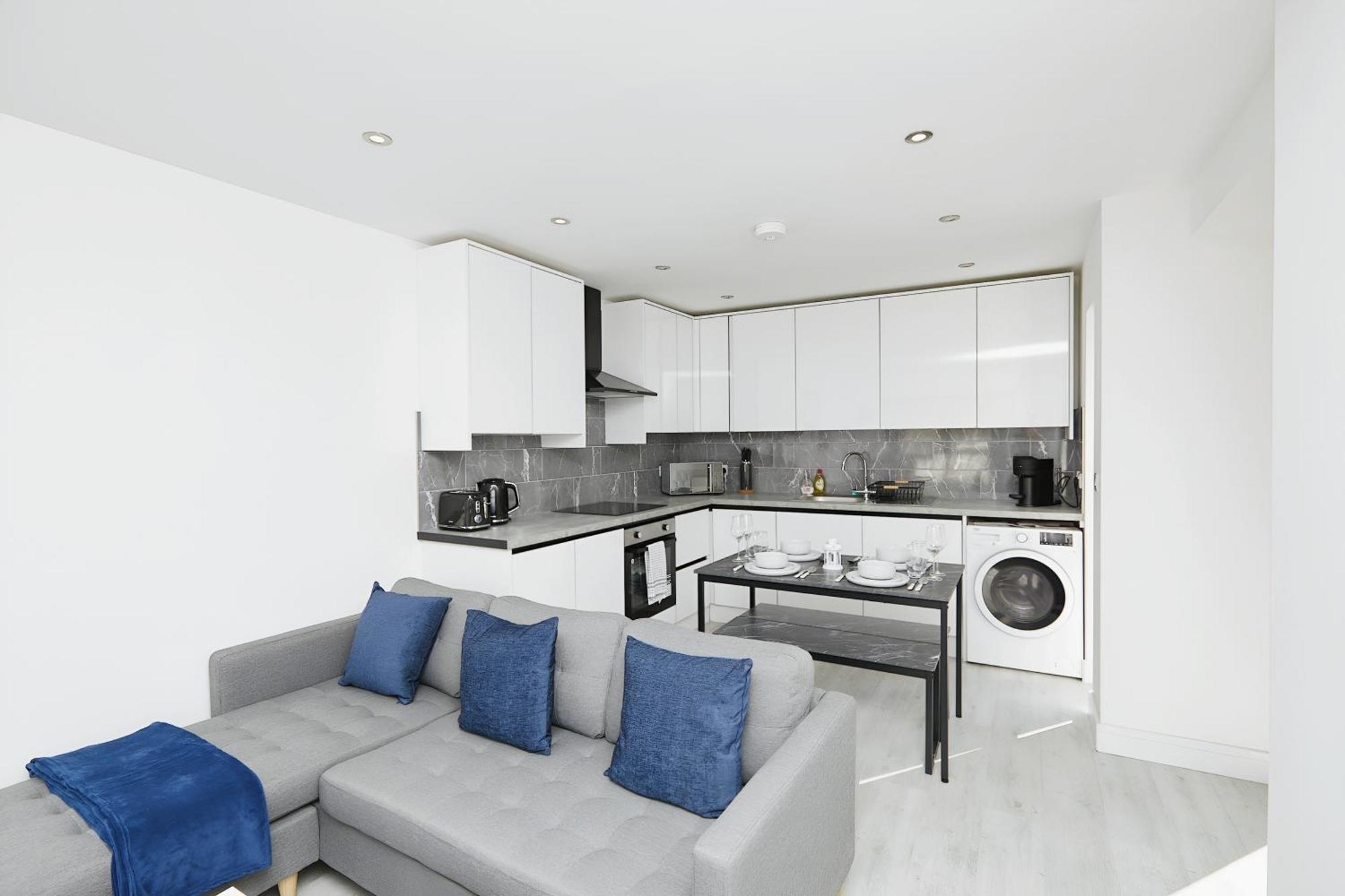 Modern Home In Derby City Centre - Free Gated Parking ภายนอก รูปภาพ